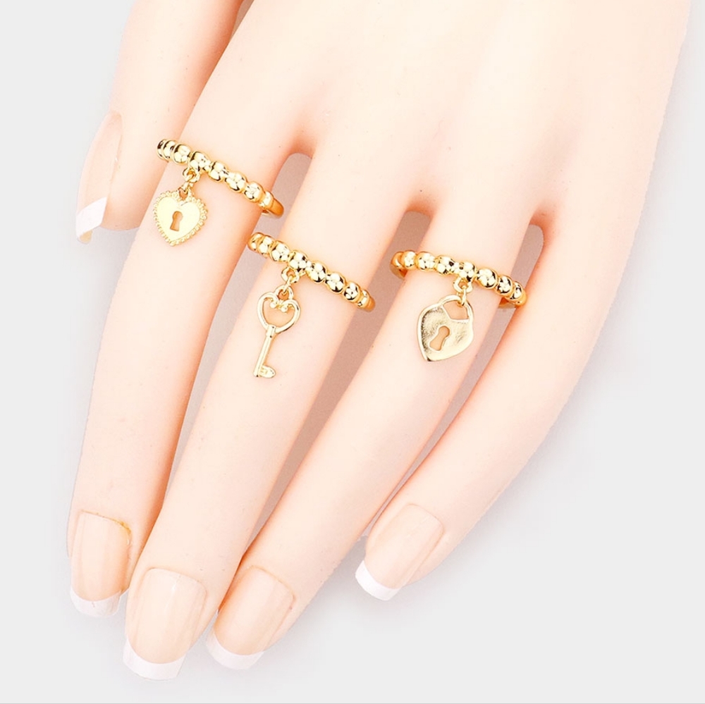 Gold Size 7 Heart Lock & Key Ring Dangling Charms Statement Jewelry Finger Set